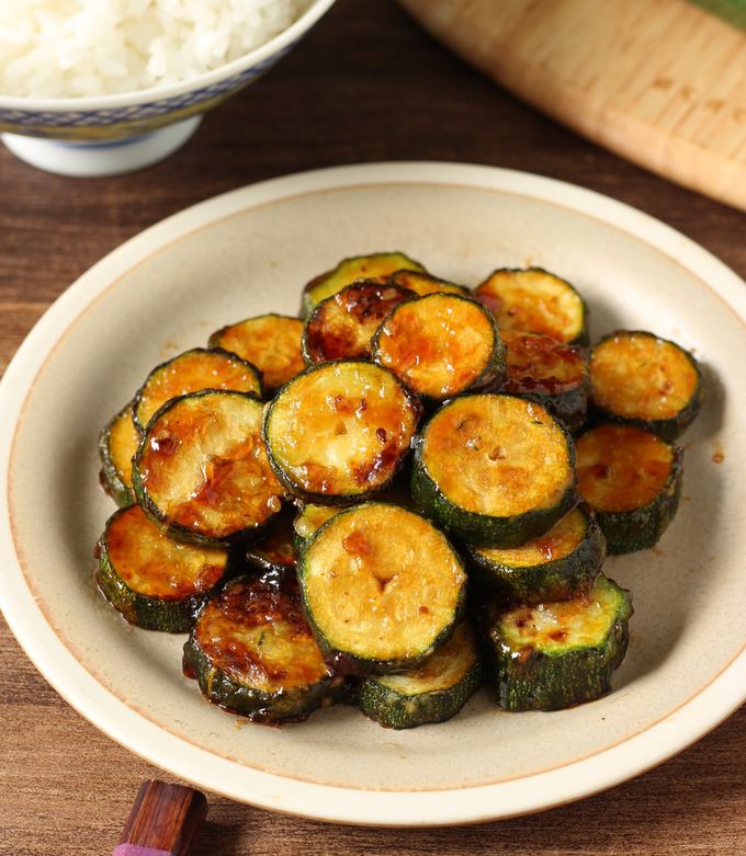 食材1つ【ズッキーニの甘辛焼き】旨さ衝撃 by ＊実月＊ 【クックパッド
