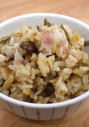 こんぶジェンヌとベーコンの炊き込みご飯-レシピのメイン写真