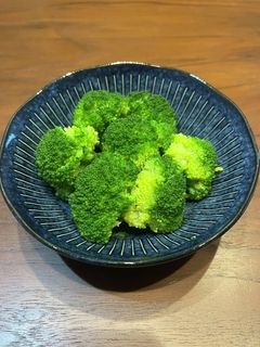 ブロッコリー色鮮やかに茹でる方法-レシピのメイン写真