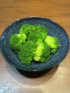 ブロッコリー色鮮やかに茹でる方法-レシピのメイン写真