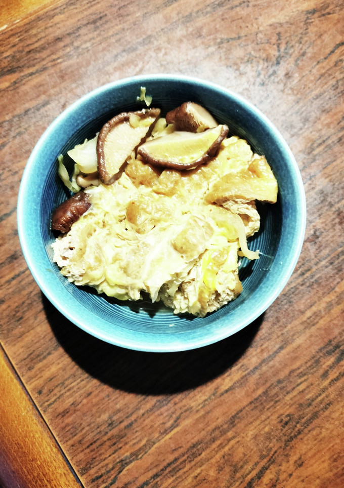 椎茸とキャベツと揚げのちょい辛卵とじ-レシピのメイン写真