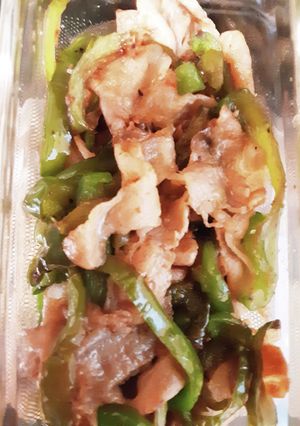 豚ばら肉とピーマン塩昆布炒め-レシピのメイン写真