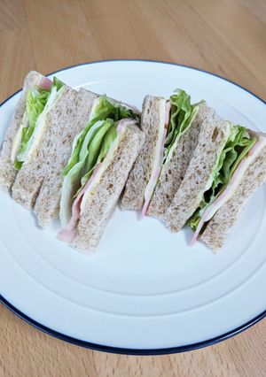 ベーコンとレタスとチーズのサンドイッチ-レシピのメイン写真