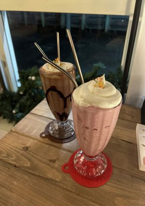 ミルクシェイク(いちご)-レシピのメイン写真