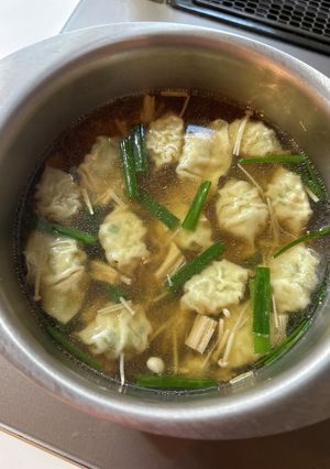 【即席】冷凍餃子の中華スープ-レシピのメイン写真