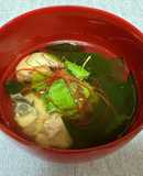 【韓国ワカメスープ】鮭水煮缶のミヨックッ