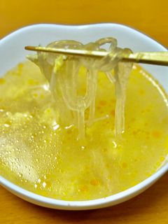 簡単おいしい♪サンラータン風の春雨スープ-レシピのメイン写真
