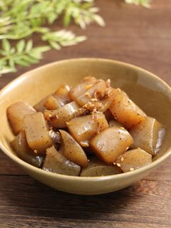 簡単!こんにゃくの甘辛煮 みょうが風味-レシピのメイン写真
