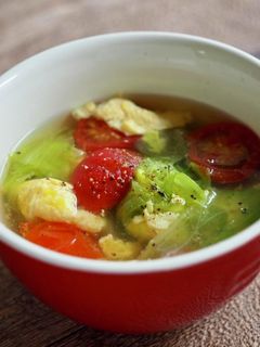 朝食におすすめ!レタスとトマトの卵スープ-レシピのメイン写真