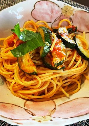 パルメザンチーズとトマトソースパスタ-レシピのメイン写真