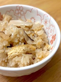 松茸のお吸い物炊き込みごはん-レシピのメイン写真