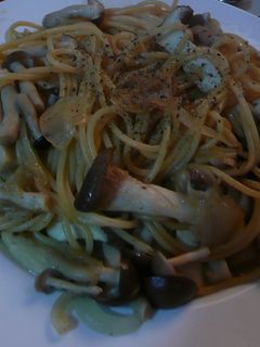 キノコと玉ねぎの和風スパゲッティ-レシピのメイン写真