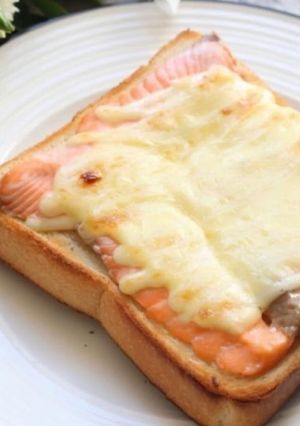 サーモンチーズパン　朝食-レシピのメイン写真