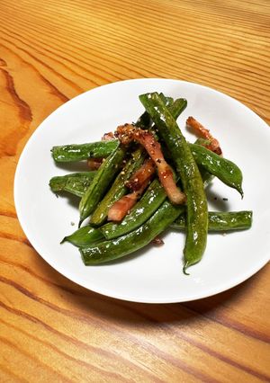 簡単！インゲンとカリカリベーコンの炒め物-レシピのメイン写真