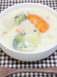 鳥もも肉のクリームシチュー-レシピのメイン写真