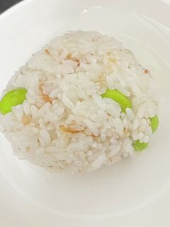 さっぱり!梅と枝豆のおにぎり-レシピのメイン写真