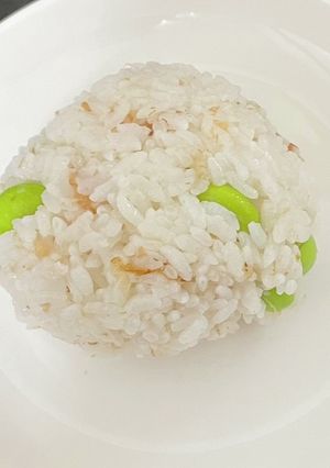 さっぱり!梅と枝豆のおにぎり-レシピのメイン写真