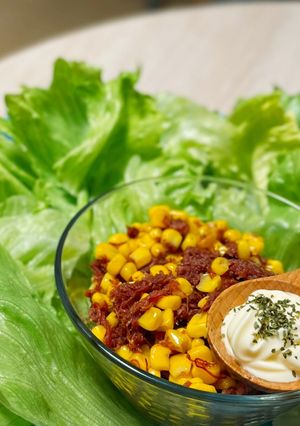 レタス包みコーンとコンビーフのマヨ炒め-レシピのメイン写真
