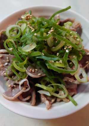 オツマミ豚タンわさびポン酢和え-レシピのメイン写真