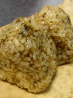 海苔の佃煮とわさびのおにぎり-レシピのメイン写真