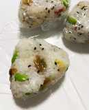 卵とザーサイと枝豆の天然塩おにぎり