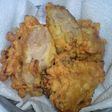 外はサクッ中はジューシーな鶏の唐揚げ