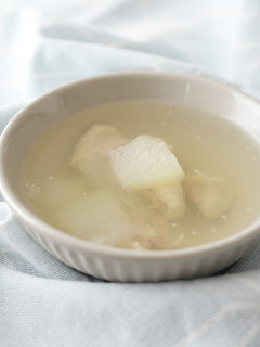 暑気払い。レンジでとうがんと鶏肉のスープ-レシピのメイン写真