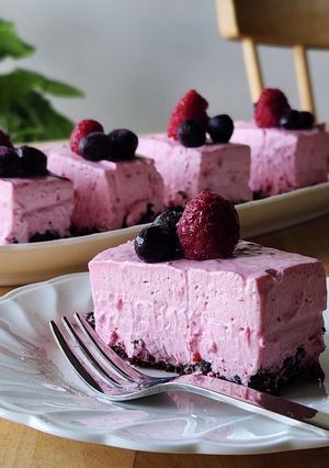 ゼラチン不要☆ラズベリーレアチーズケーキ-レシピのメイン写真