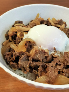 きのこ入り牛丼 QC-レシピのメイン写真