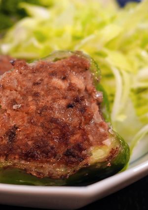彩り鮮やか！ピーマンの肉詰め-レシピのメイン写真