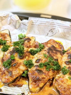 余ったミートソースで、ナスのチーズ焼き-レシピのメイン写真