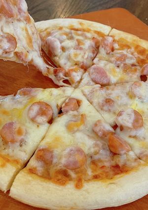 市販の生地で美味しい♪簡単おうちピザ-レシピのメイン写真