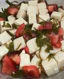 トマトとめかぶと豆腐の混ぜるだけサラダ