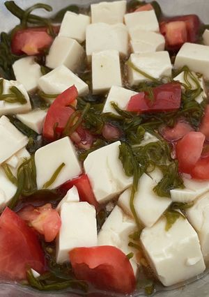 トマトとめかぶと豆腐の混ぜるだけサラダ-レシピのメイン写真