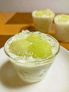 ★ヨーグルトで*贅沢メロンゼリー*♪-レシピのメイン写真