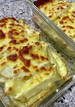 ジャガイモと玉ねぎのオーブンチーズ焼き-レシピのメイン写真