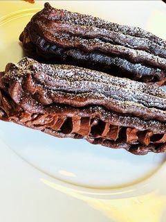 チョコのエクレアと普通のエクレア-レシピのメイン写真
