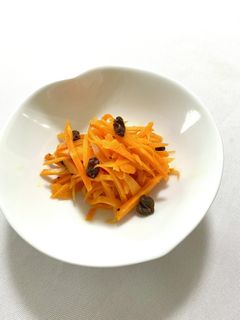 カレー風味 キャロットラペ-レシピのメイン写真