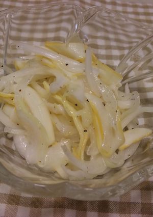 新玉ねぎといかくんせいのサラダ-レシピのメイン写真