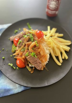 ロモ サルタード♪　肉と野菜の炒め物-レシピのメイン写真