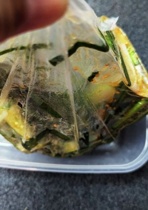 【知恵】ポリ袋についた食材をはずす方法-レシピのメイン写真