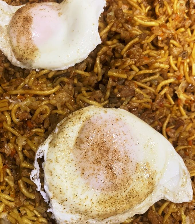 冷凍ご飯をホットプレートでそばめしに!!-レシピのメイン写真