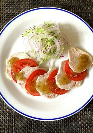 鶏ハムとトマトのグリーンチリソース-レシピのメイン写真