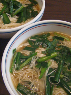 ちょっとおやつにニラにゅうめん-レシピのメイン写真