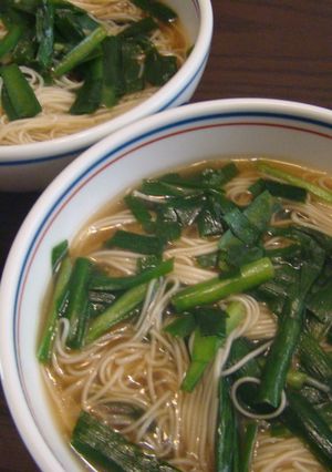 ちょっとおやつにニラにゅうめん-レシピのメイン写真