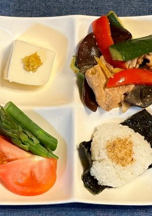 【むくみ対策】豚肉ときゅうりの豆板醤炒め-レシピのメイン写真