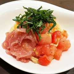 A picture of 生ハムとトマトの【和風冷製パスタ】.