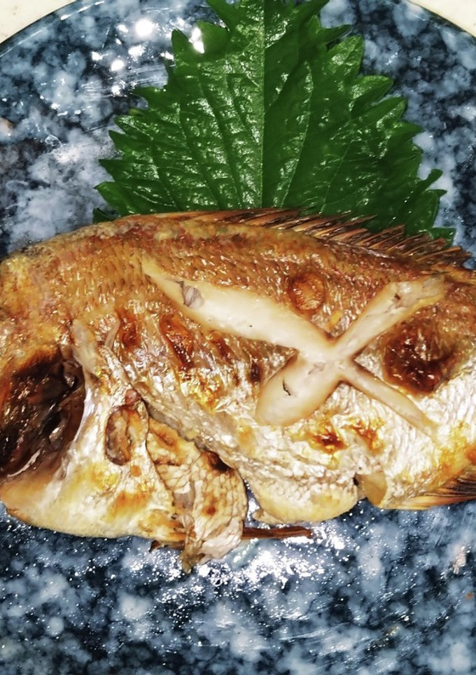 小鯛の尾頭付き☆塩焼き-レシピのメイン写真
