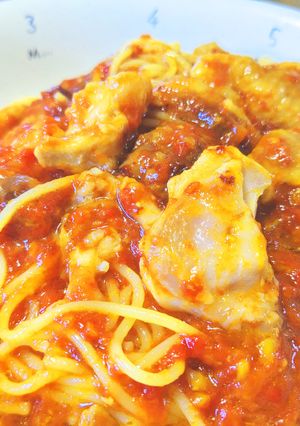 最小限の食材のシンプルなトマト鶏パスタ-レシピのメイン写真