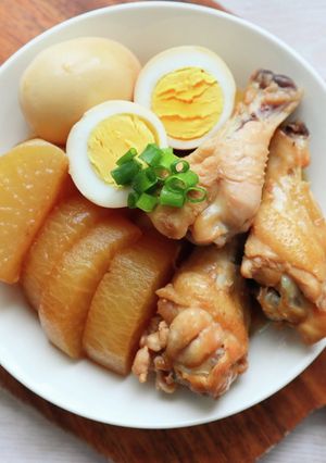 旨味たっぷり☆大根と鶏手羽元の煮物-レシピのメイン写真